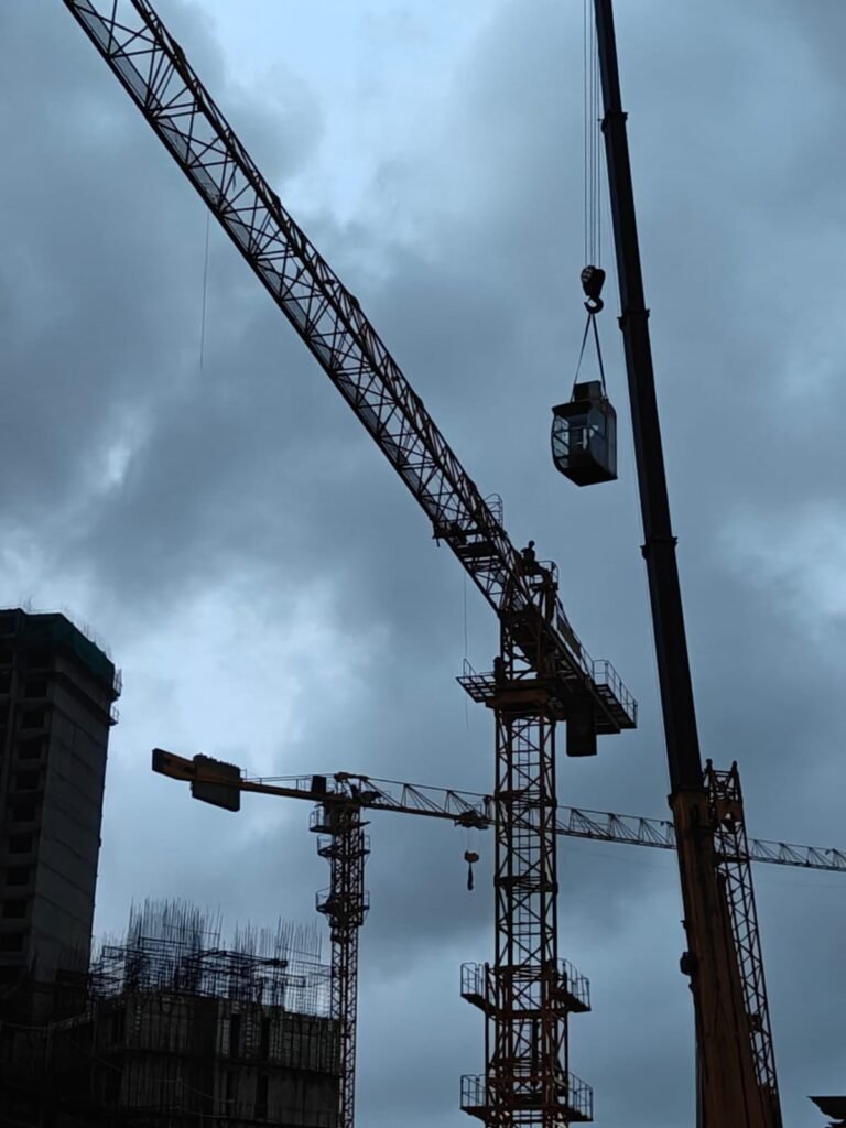 tower crane erection at Indiabulls Park Panvel